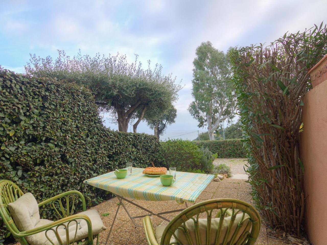 Apartment Les Jardins De La Mer-2 By Interhome Cavalaire-sur-Mer Buitenkant foto