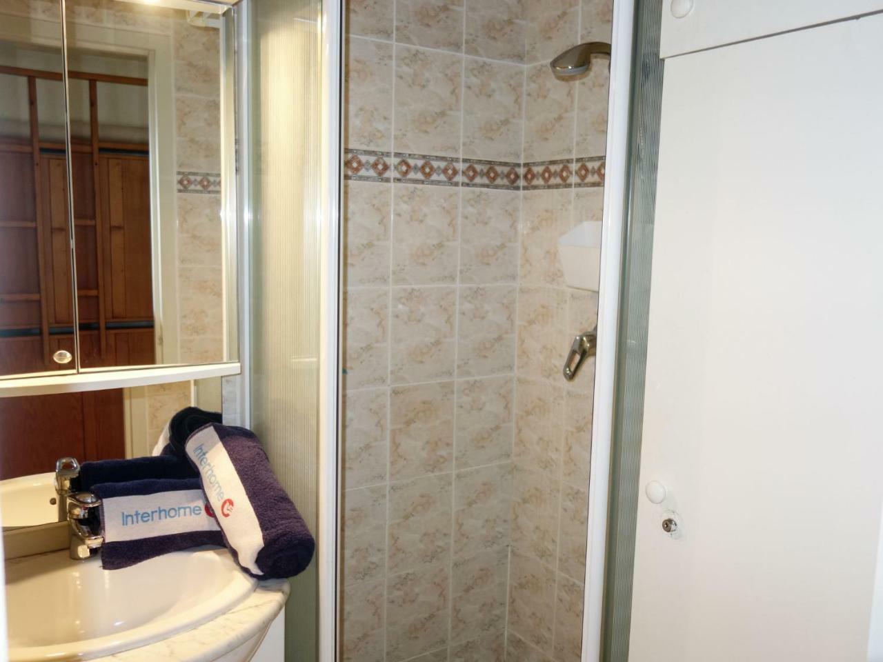 Apartment Les Jardins De La Mer-2 By Interhome Cavalaire-sur-Mer Buitenkant foto